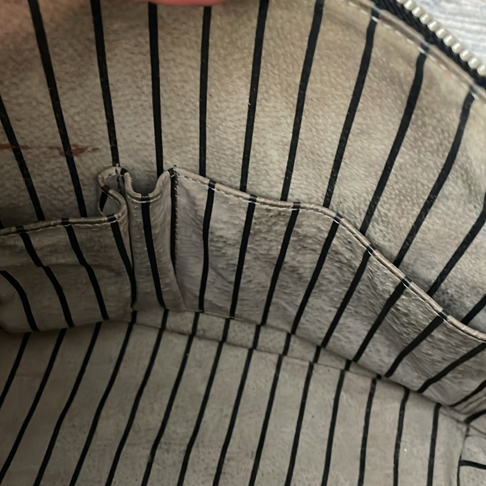 Kate Spade black leather shoulder bag - Picture 9 of 11